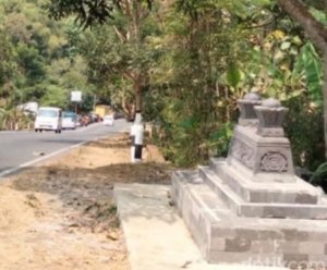 Makam Ki Angkong di Magelang Penuh Misteri