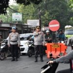 Kapolresta Cirebon Turun Langsung Pantau Gatur Lalu Lintas, 979 Personel Siaga di 166 Titik