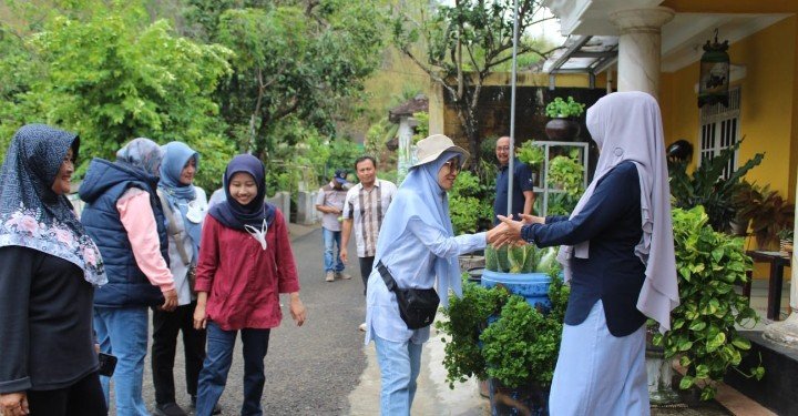 Pantau Adipura Selama Tiga Hari, DLH Pacitan Tekankan Pengelolaan Sampah dari Hulu Pantau Adipura Selama Tiga Hari, DLH Pacitan Tekankan Pengelolaan Sampah dari Hulu