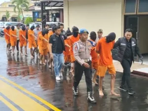 1 Wanita dan Belasan Tersangka Diamankan Polres Kuningan