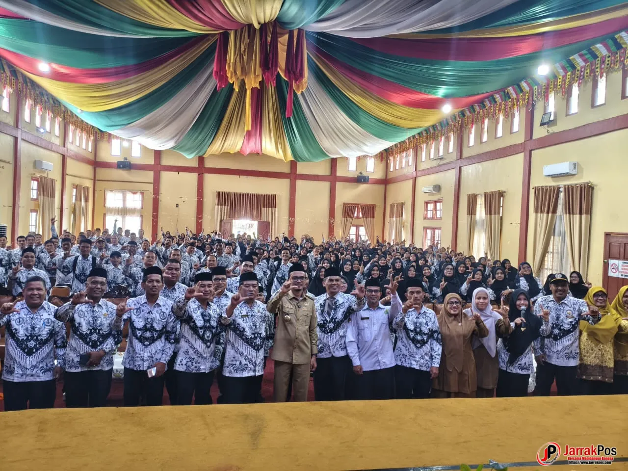 Guru di Subulussalam Padati Seminar PGRI Dalam Peringatan HGN 2025 Guru di Subulussalam Padati Seminar PGRI Dalam Peringatan HGN 2025