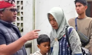 Sudah 21 Tahun Tak Bertemu: Bupati Temanggung Bantu Ibu dan Anaknya Bertemu di Malaysia