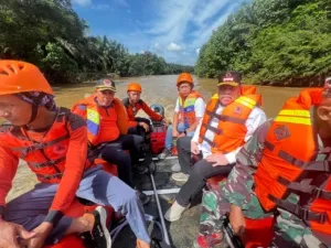 Wawako Subulussalam Sisir Sungai Lae Kombih Cari Warga Pegayo Yang Hanyut