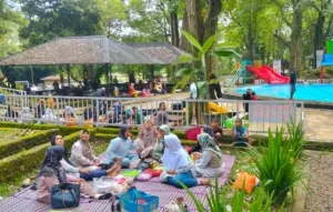 Di Akhir Tahun, Ribuan Pengunjung Padati Obyek Wisata WoodLand