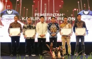 TJSLP Award Perkuat Kolaborasi Pemkab Cirebon Dan Dunia Usaha