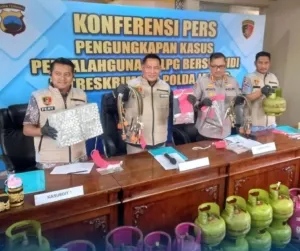 Jelang Puasa: Isi Gas Dikurangi dan Dioplos, Pelaku Akhirnya Ditangkap Polisi
