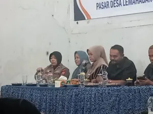 Ketua DPRD Kabupaten Cirebon Sidak Ke Lokasi Pasar Terbakar Dialog Dengan Ratusan Pedagang.