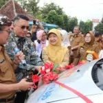 RSUD Waled Terima Ambulans Transfusi Darah dari Bank BJB