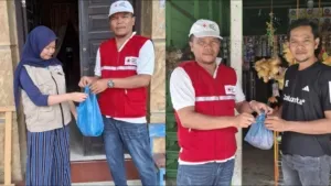 Tali Kasih Daging Meugang Untuk Relawan PMI Kota Subulussalam