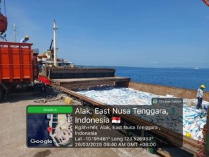 Kapal Pupuk Akhirnya Sandar di Tenau Kupang, Kadis Pertanian NTT Sampaikan Terima Kasih