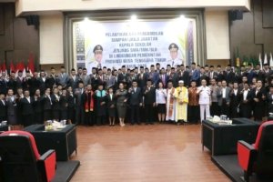 Gubernur NTT Lantik 104 Kepala Sekolah, Tekankan Kepemimpinan Berbasis Kinerja dan Integritas
