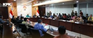 KPK Ingatkan BUMN