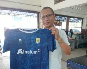 Anggota DPR RI HM Husni SE Bakar Semangat Batubara United