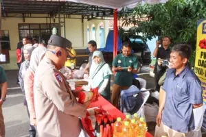 Kapolda Jabar Pimpin Launching Gerakan Pangan Murah Serentak, Polresta Cirebon Siapkan Ribuan Bahan Pokok untuk Warga