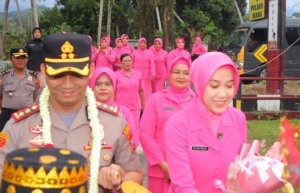 Kapolres Mandailing Natal Laksanakan Kunjungan Kerja ke Polsek Siabu