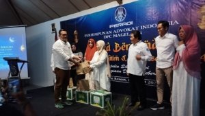 Lewat Buku Puasa Bersama,Peradi Magelang Sosialisasikan KUHP Baru