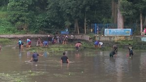 Tradisi Ngobyag Situ Citiis: Pesta Rakyat Tahunan Warga Cileuleuy Menjelang Lebaran