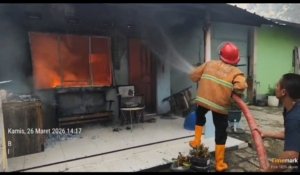Di Duga Akibat Di Bakar oleh Suami Ruam Hangus Terbakar