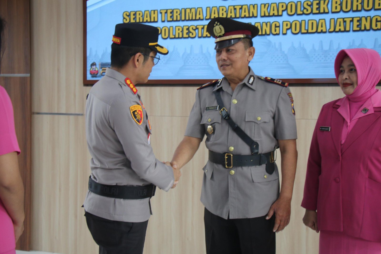 Kapolresta Magelang Pimpin Langsung Sertijab Kapolsek Borobudur hari ini Kapolresta Magelang Pimpin Langsung Sertijab Kapolsek Borobudur hari ini