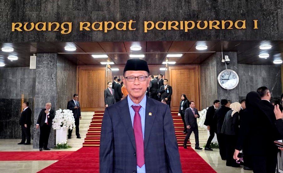 Laut NTT Kaya, Nelayan Masih Berjuang: Usman Husin Dukung Prabowo Bangun Cold Storage Laut NTT Kaya, Nelayan Masih Berjuang: Usman Husin Dukung Prabowo Bangun Cold Storage