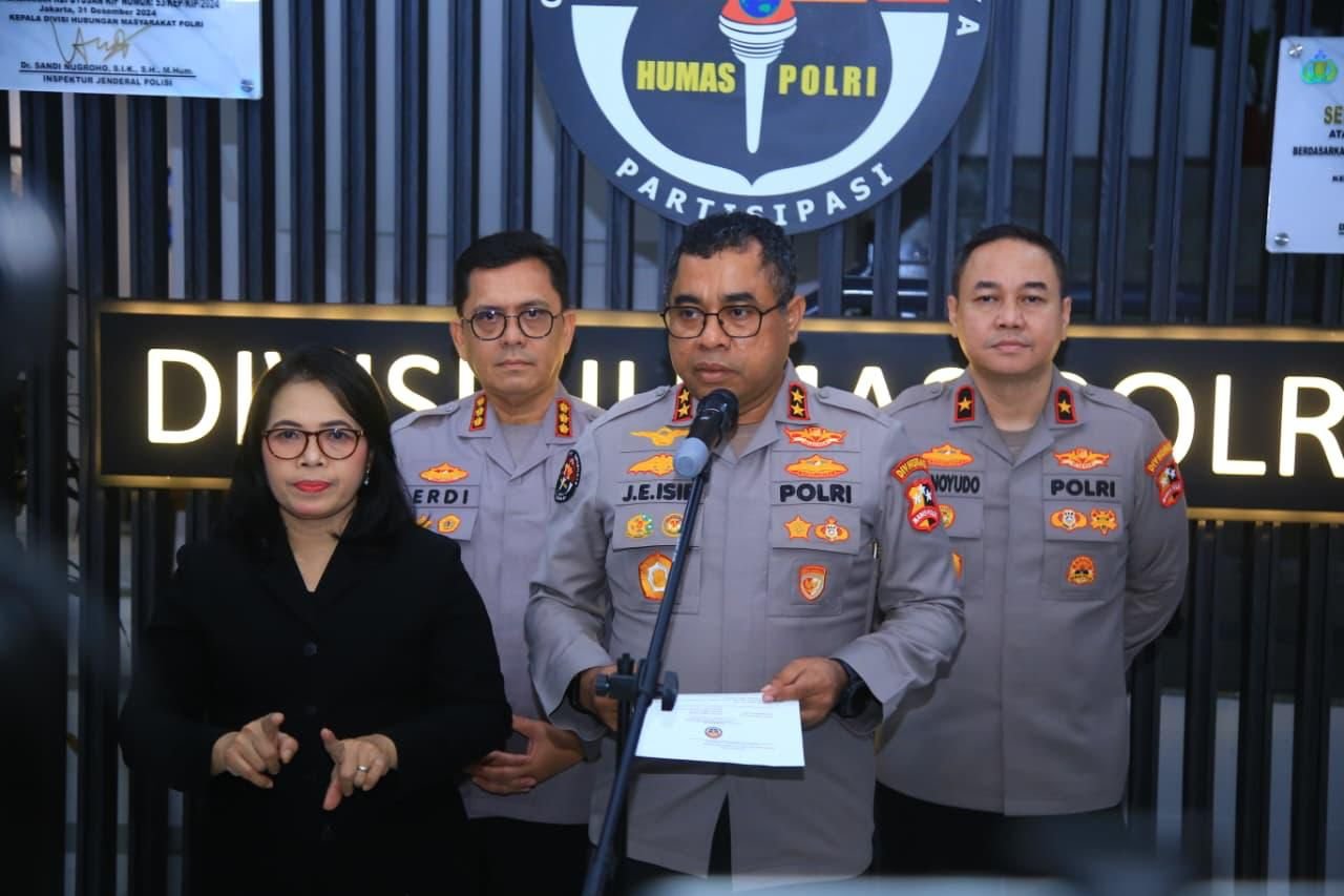 Polri Jamin Hak Konstitusional Buruh Saat May Day, Pengamanan Humanis Dikedepankan Polri Jamin Hak Konstitusional Buruh Saat May Day, Pengamanan Humanis Dikedepankan