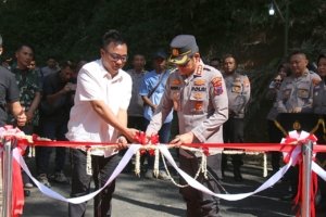 Dukung Akses dan Pertumbuhan Ekonomi Warga Pakis, Jembatan Presisi Merah Putih Diresmikan