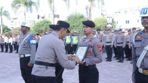 Kapolres Dumai Pimpin Upacara Pemberhentian Tidak Dengan Hormat Dua Personil Dan Resmi Di Pecat
