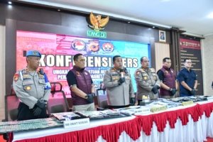 Polresta Cirebon Ungkap 33 Kasus Narkoba dan Obat Keras, 34 Tersangka Diamankan