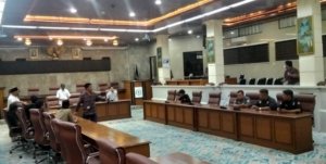 BK DPRD Kota Cirebon Panggil SR Pelapor Kasus Perzinahan Oknum Anggota DPRD Kota Cirebon.