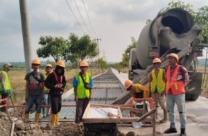 Pemkab Cirebon Pastikan 23 Ruas Jalan Diperbaiki Usai Lelang, Ini Daftarnya