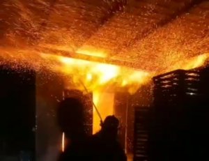 PT. Marabunta Terbakar Hebat Ditengah Ruang Lingkup Tiga Perusahaan.