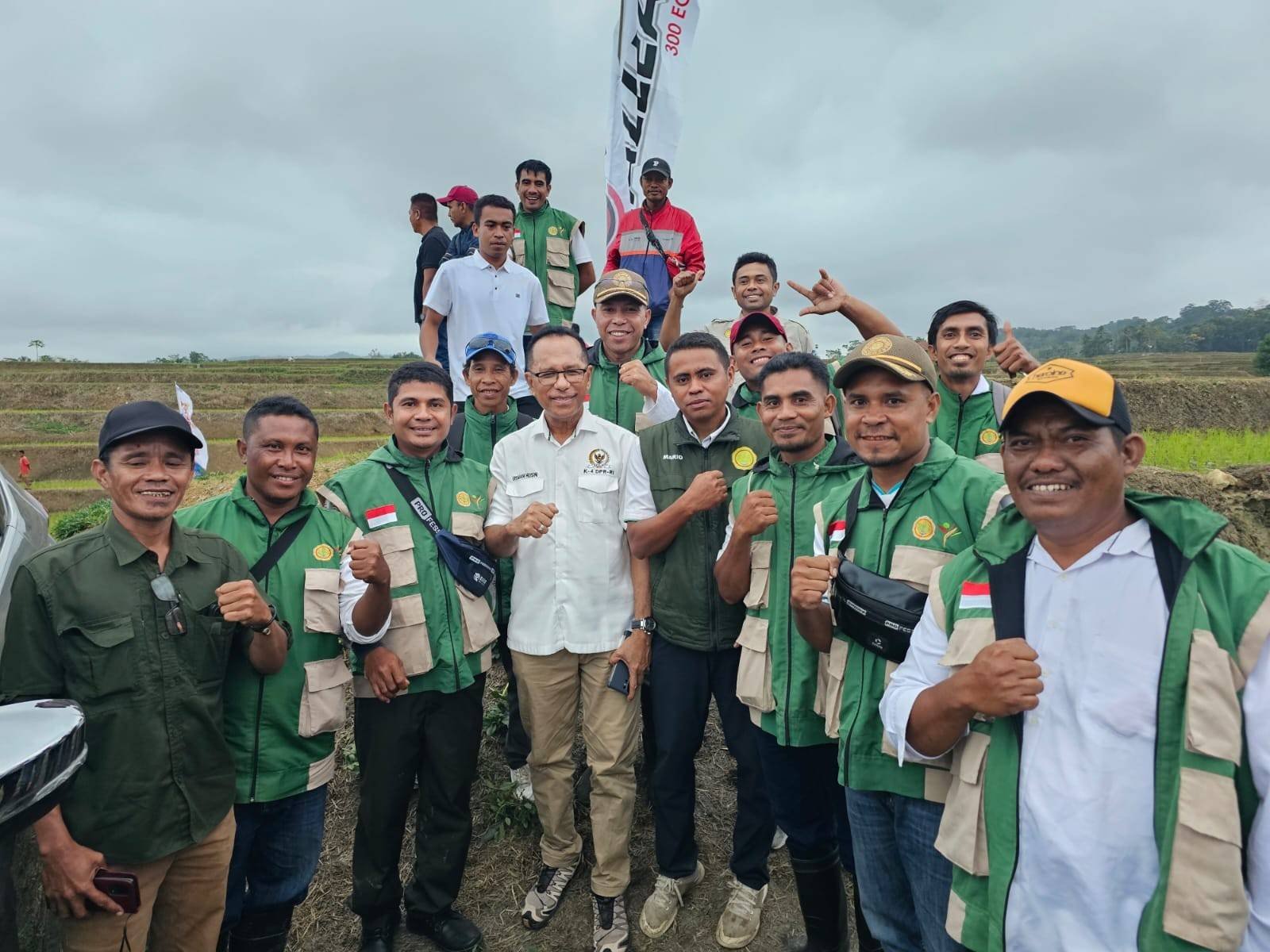 Usman Husin Motivasi Penyuluh Sumba Raya, Hadirkan BPPSDMP Kementan untuk Dengar Langsung Suara Lapangan Usman Husin Motivasi Penyuluh Sumba Raya, Hadirkan BPPSDMP Kementan untuk Dengar Langsung Suara Lapangan