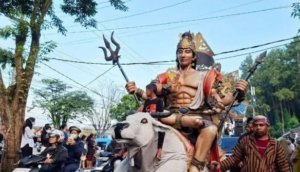 Meriah! Grebeg Suro Gunung Tidar Sedot Ribuan Orang