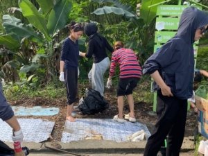 Mahasiswa IIkom Untidar dan CV Cakra Tirta Elo Peduli Lingkungan