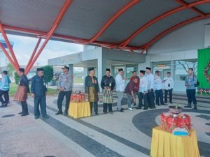 Sekda Kabupaten Rohul H. Yusmar Sambut 190 Jamaah Haji Gelombang Ke II,Kembali Ke Kampung Halaman Dengan Selamat 