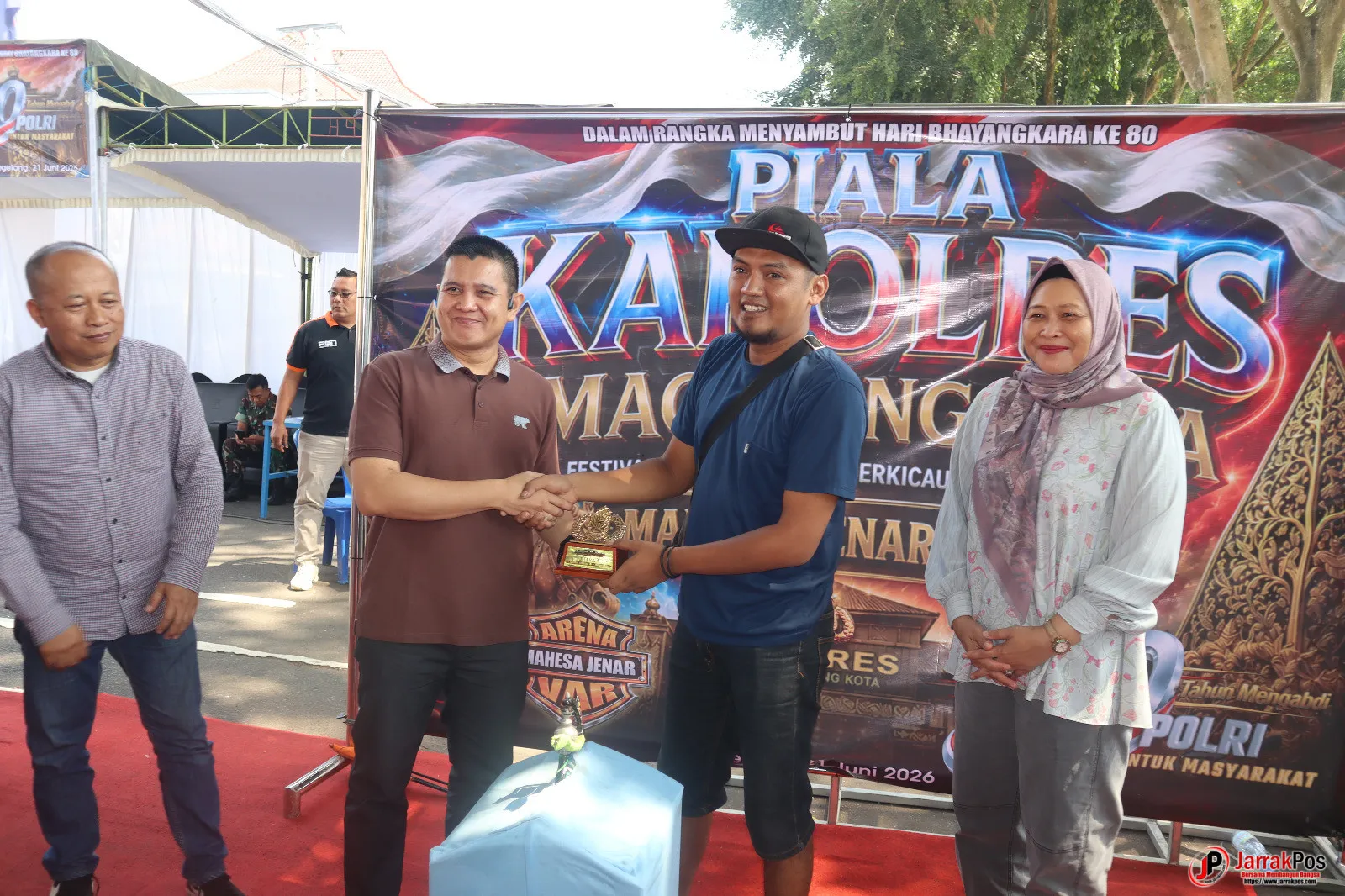 800 Peserta dari Berbagai Daerah Ramaikan Lomba Burung Kicau di Hari Bhayangkara Ke-80 yang Diselenggarakan Polres Magelang Kota 800 Peserta dari Berbagai Daerah Ramaikan Lomba Burung Kicau di Hari Bhayangkara Ke-80 yang Diselenggarakan Polres Magelang Kota
