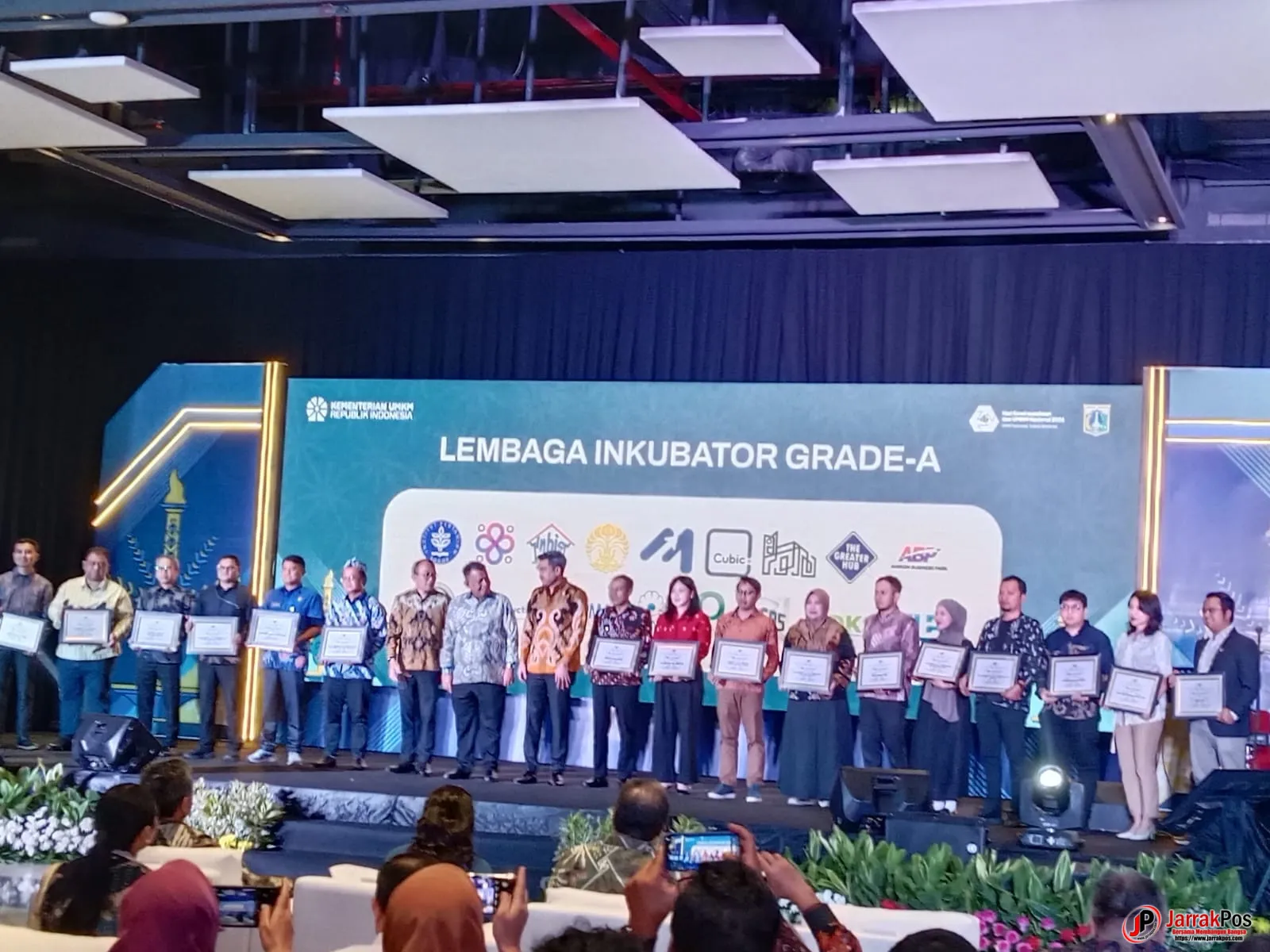 IBK “UNIKU” Raih Penghargaan Peringkat A Dari Kementerian UMKM RI IBK “UNIKU” Raih Penghargaan Peringkat A Dari Kementerian UMKM RI