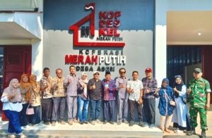 Komisi II DPRD Kunker Tinjau Pelaksanaan KDMP di Desa Asem, Lemahabang