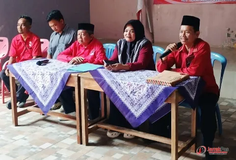 Peringati Bulan Bung Karno, PAC PDIP Lemahabang Santuni 45 Anak Yatim dan Kukuhkan Kepengurusan Peringati Bulan Bung Karno, PAC PDIP Lemahabang Santuni 45 Anak Yatim dan Kukuhkan Kepengurusan