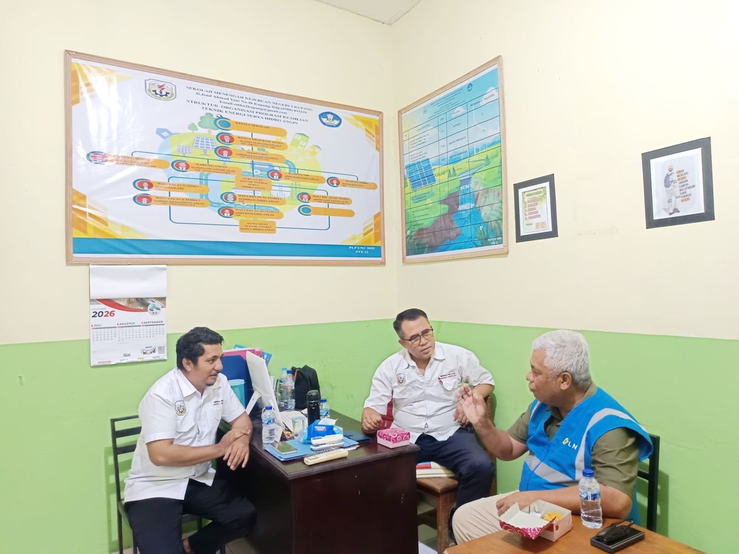 PLN UPK Timor Fasilitasi Sertifikasi 30 Siswa dan 4 Guru SMK Negeri 2 Kupang melalui Program TJSL PLN UPK Timor Fasilitasi Sertifikasi 30 Siswa dan 4 Guru SMK Negeri 2 Kupang melalui Program TJSL
