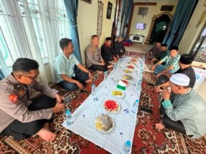 Kapolsek Bukit Kapur Beserta Jajaran Silaturahmi Bersama LAMR Dan Pengurus Kawasan Bukit Kapur