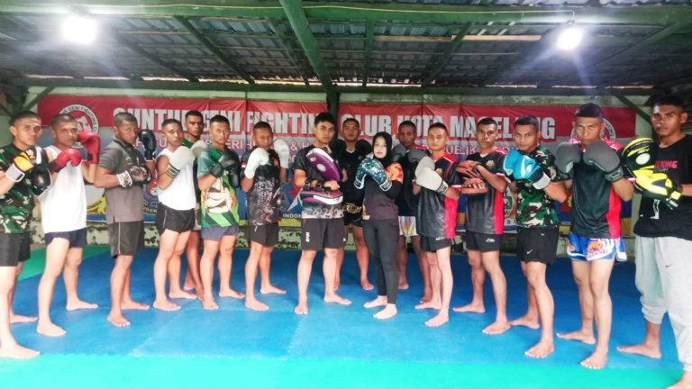 Pupuk Prestasi, Prajurit Yon TP 446/Satria Dipoyudo Berlatih Olahraga Beladiri