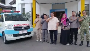 Presiden Komisaris Ajaib Group, Berikan CSR Satu Unit Mobil Ambulans untuk “UNIKU”