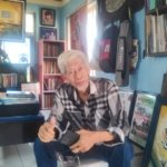 Belajar Melawan Lupa dari Saung Media Literasi dan Edukasi (SMILE) Wawan JR