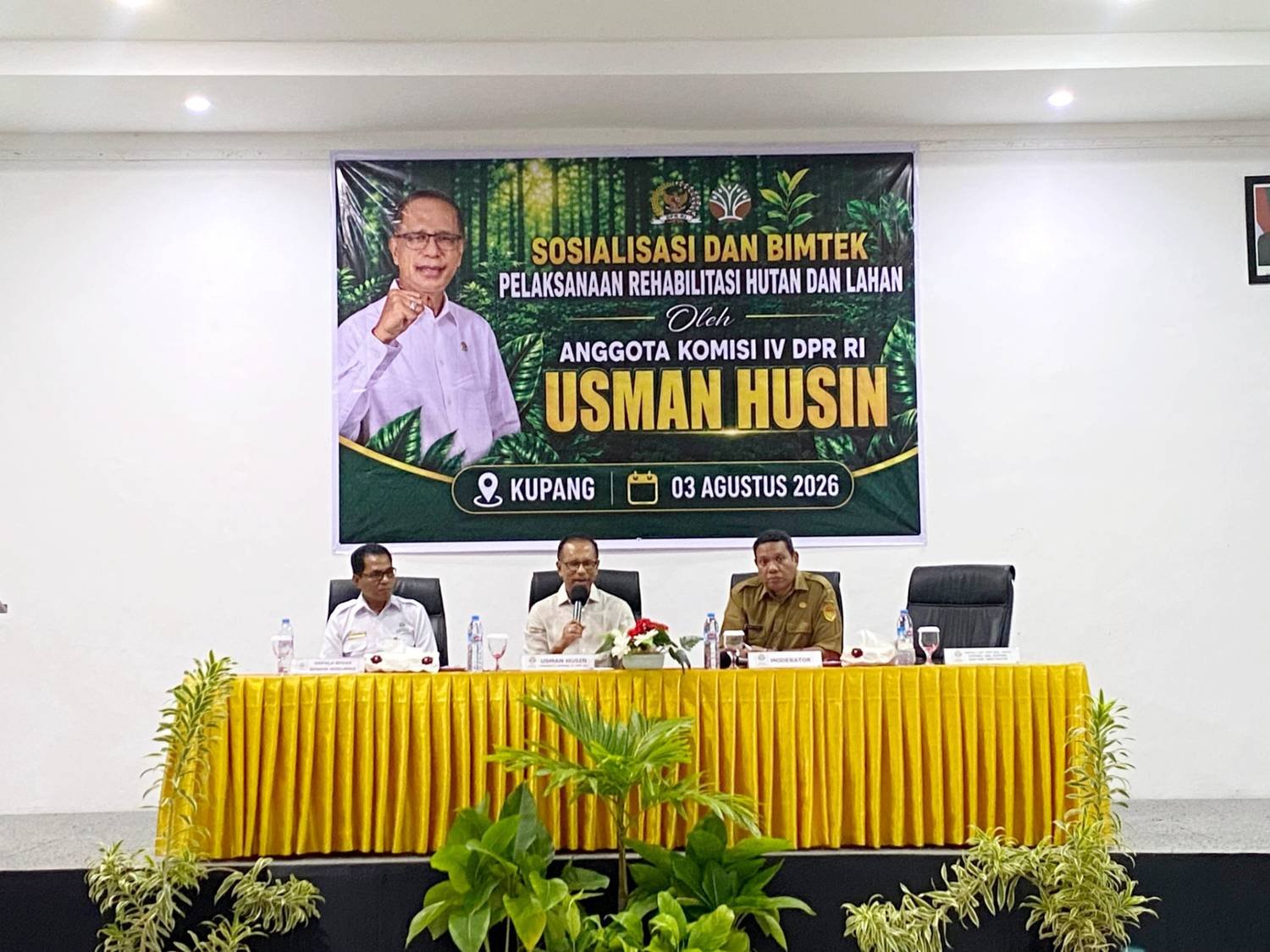 Bukan Sekadar Sosialisasi, Usman Husin Wujudkan Aksi Nyata Rehabilitasi Hutan Lewat Penyaluran 30 Ribu Bibit Bukan Sekadar Sosialisasi, Usman Husin Wujudkan Aksi Nyata Rehabilitasi Hutan Lewat Penyaluran 30 Ribu Bibit
