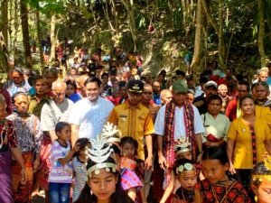 Dampingi Usman Husin Tembus Pelosok TTS, Presly Neonufa Salut Lihat Perjuangan Jemput Aspirasi Warga