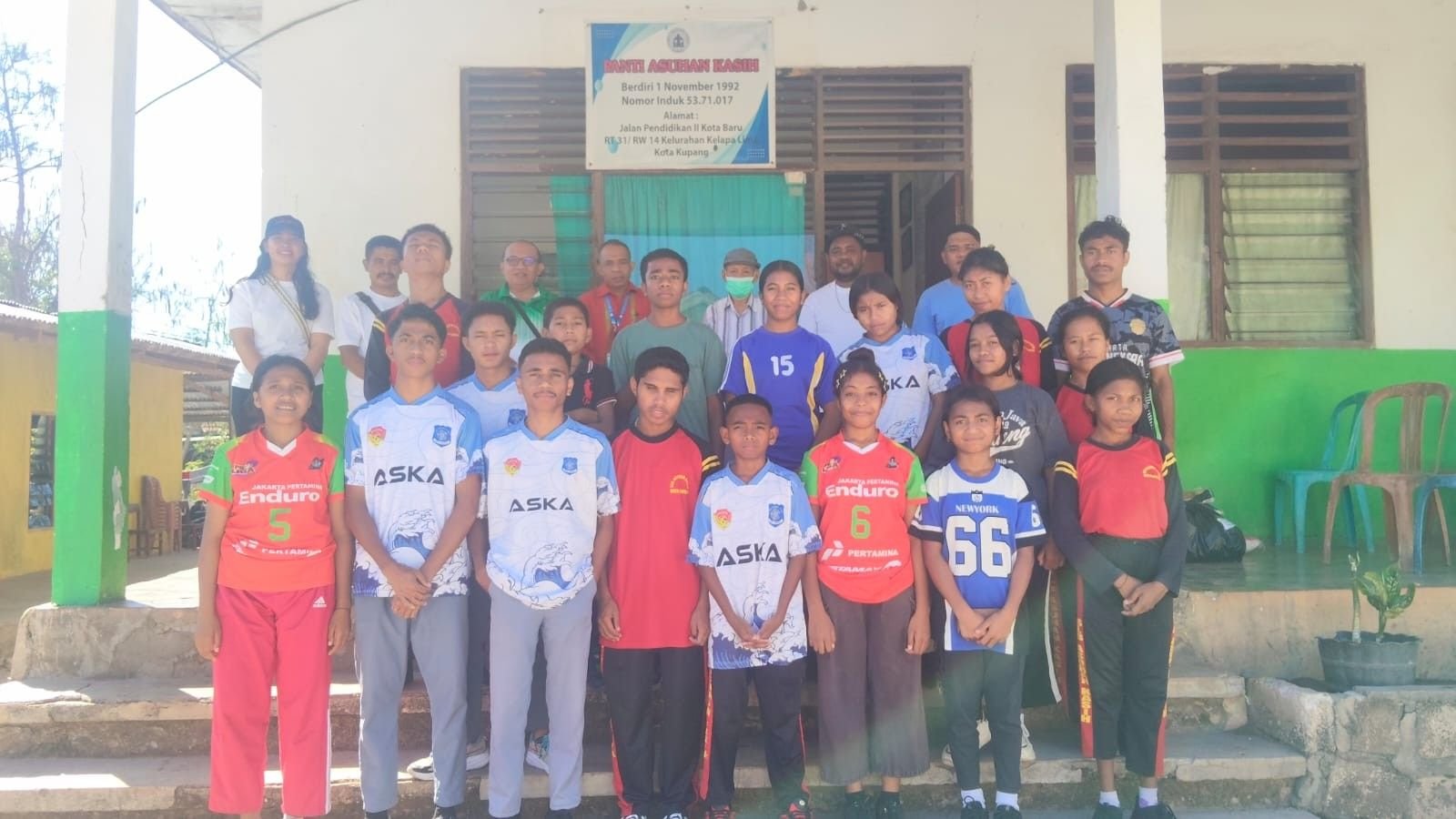 Momen Harkopnas ke-79, Insan Koperasi di NTT Berbagi Kasih ke Tiga Panti Asuhan