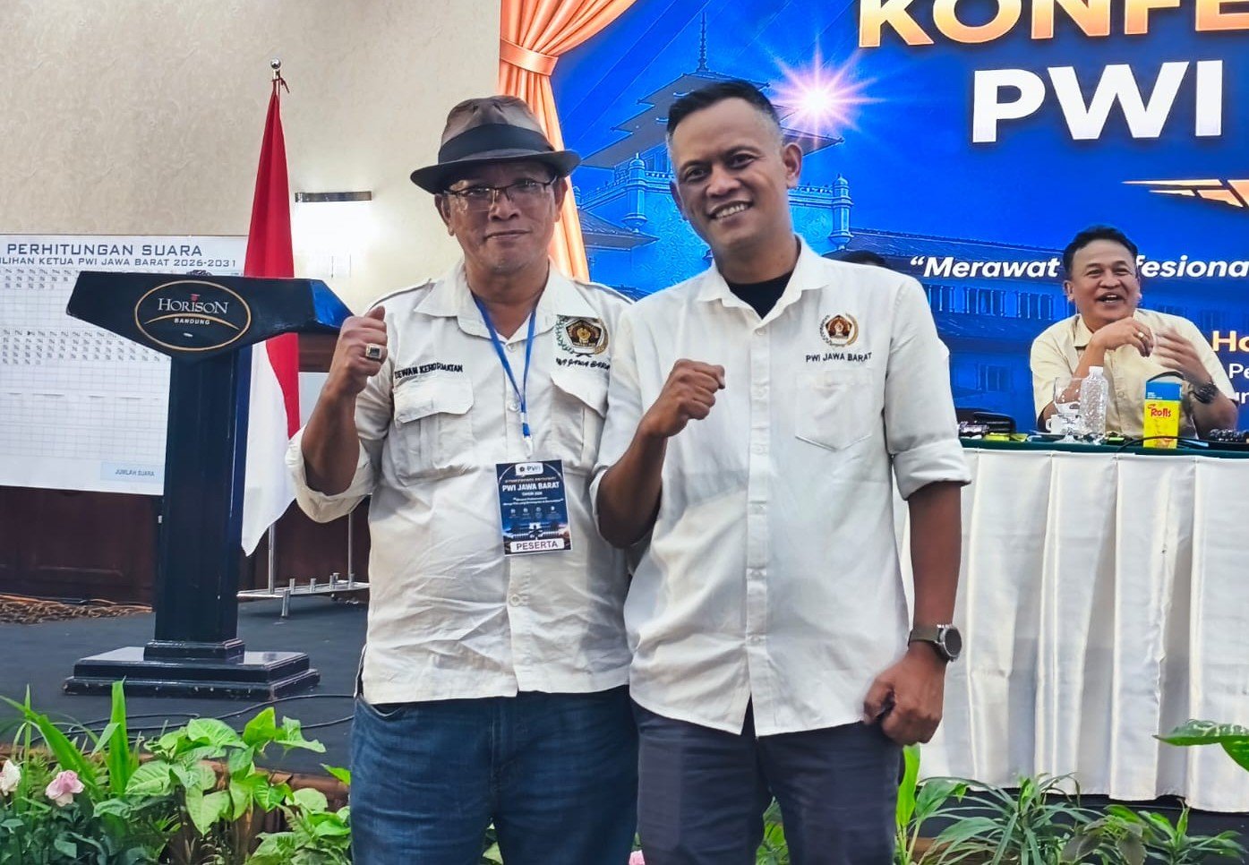 Raih 444 Suara, Tantan Sulthon Terpilih jadi Ketua PWI Jabar Periode 2026-2035 Raih 444 Suara, Tantan Sulthon Terpilih jadi Ketua PWI Jabar Periode 2026-2035