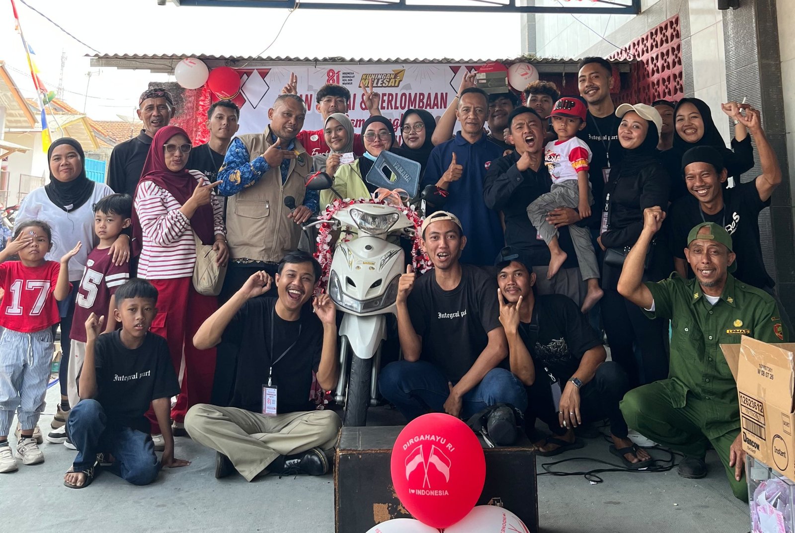 Sambut HUT RI ke-81, Himpunan Pemuda-Pemudi RT 20 Cijoho Sukses Gelar Jalan Santai Berhadiah Motor