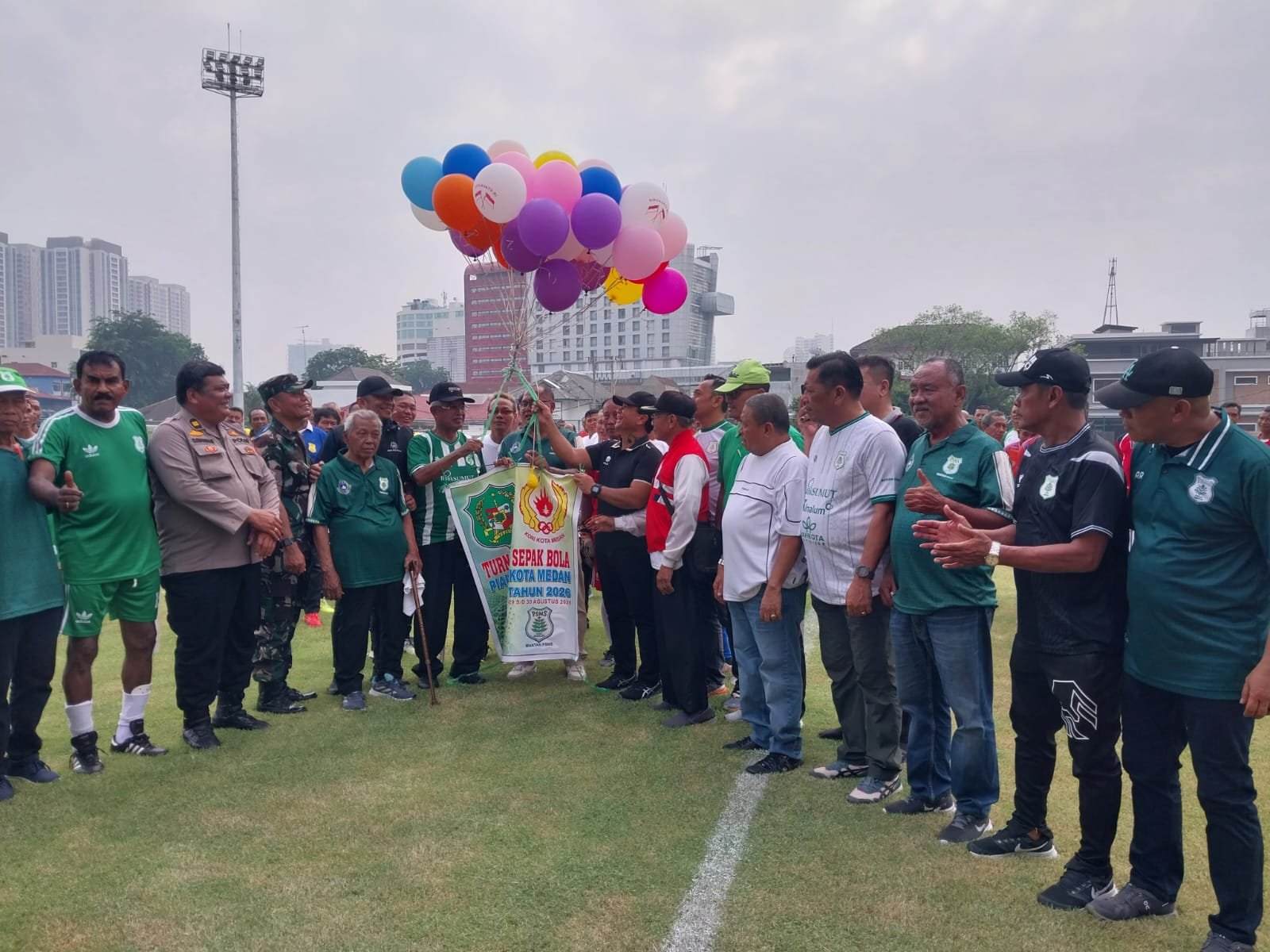 6 Tim Meriahkan Turnamen All Star Mantan PSMS Piala Wali Kota 6 Tim Meriahkan Turnamen All Star Mantan PSMS Piala Wali Kota